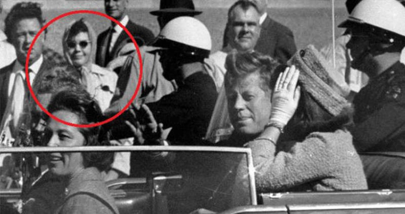 Quý bà Babushka bí ẩn trong vụ thảm sát tổng thống Mỹ John Kennedy